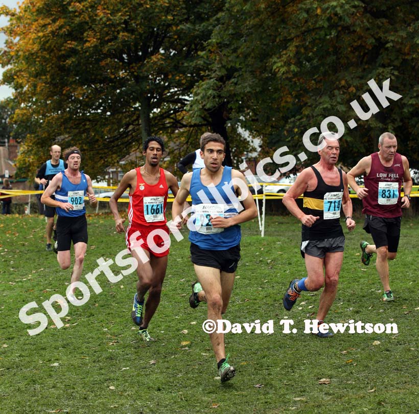 Jonny Taylor (Morpeth) cuts his way through the field in the senior mens North East Harrier League, Blaydon. Photo: David T. Hewitson/Sports for All Pics